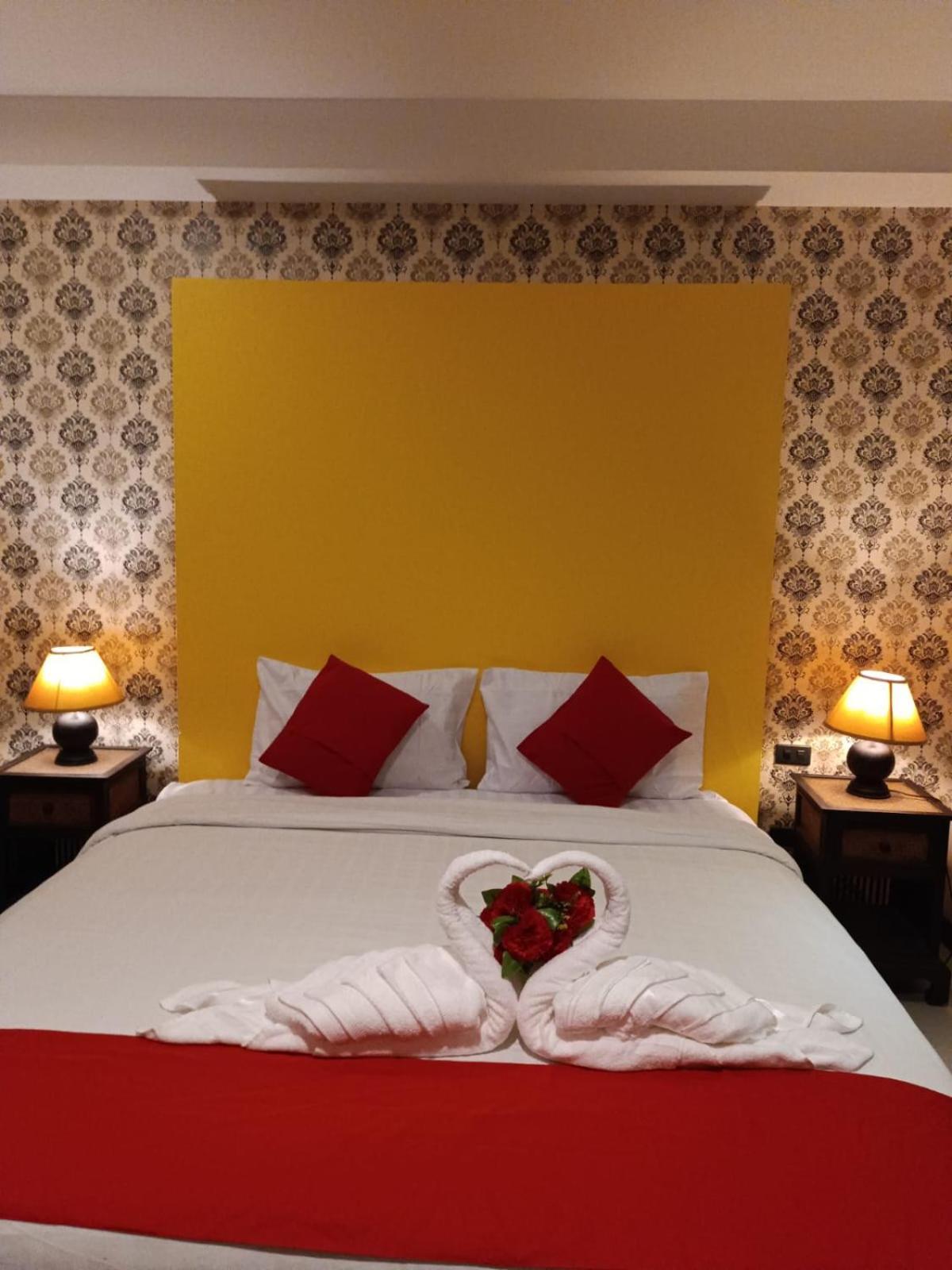 Aura Inn Rooms Патая Екстериор снимка