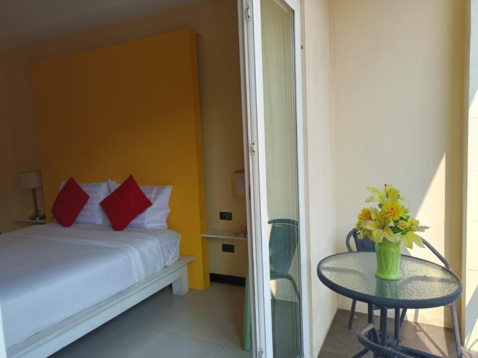 Aura Inn Rooms Патая Екстериор снимка