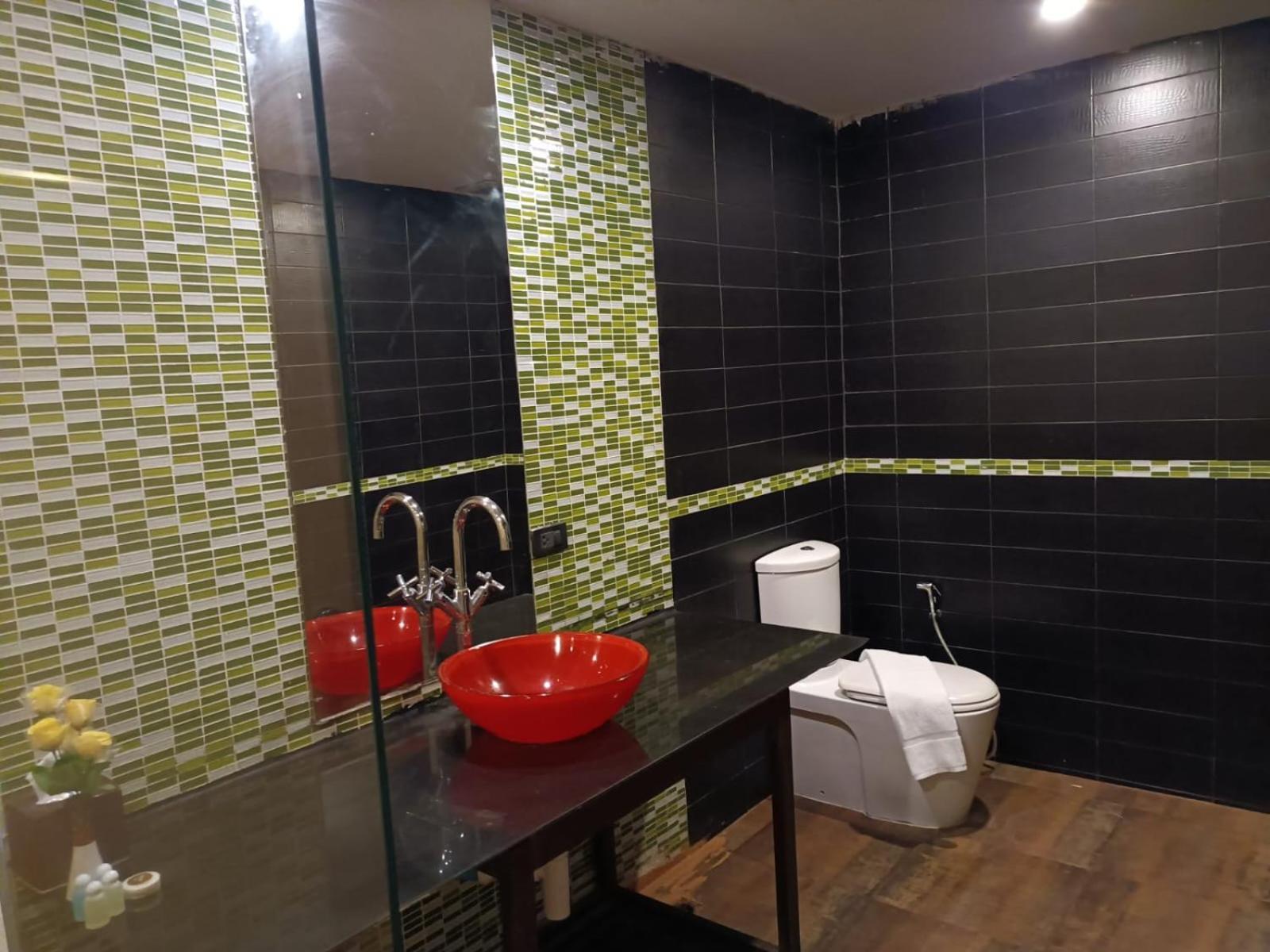 Aura Inn Rooms Патая Екстериор снимка